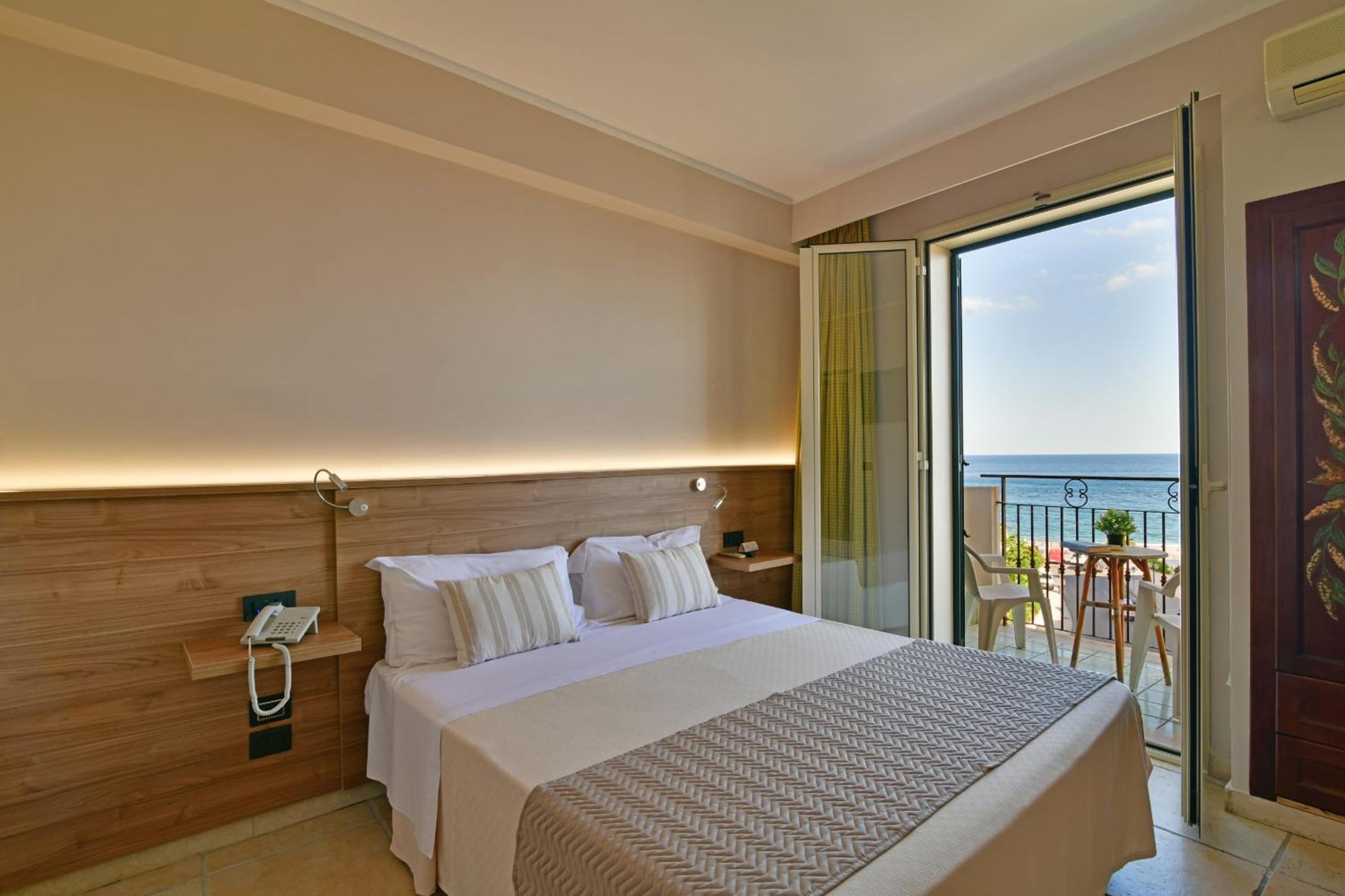 Hotel & Apartments Villa Linda Giardini Naxos Luaran gambar