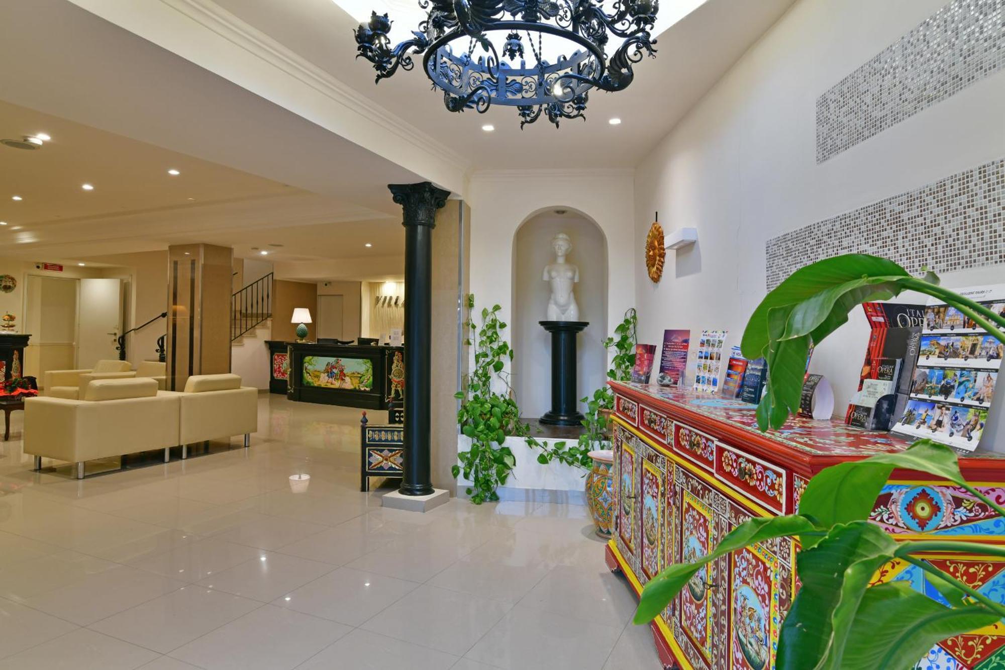 Hotel & Apartments Villa Linda Giardini Naxos Luaran gambar