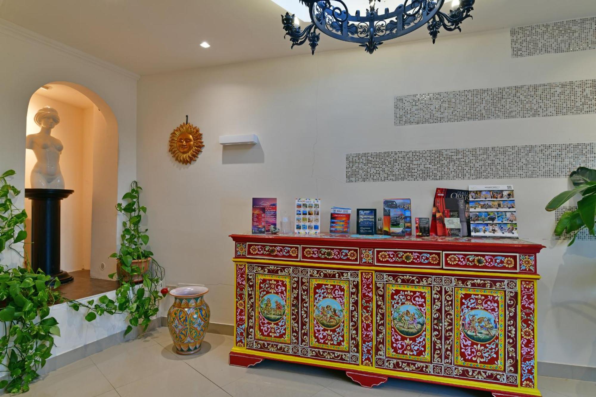 Hotel & Apartments Villa Linda Giardini Naxos Luaran gambar